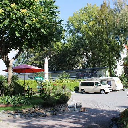Space Hotel Im Campus Der Jvp Schule-3